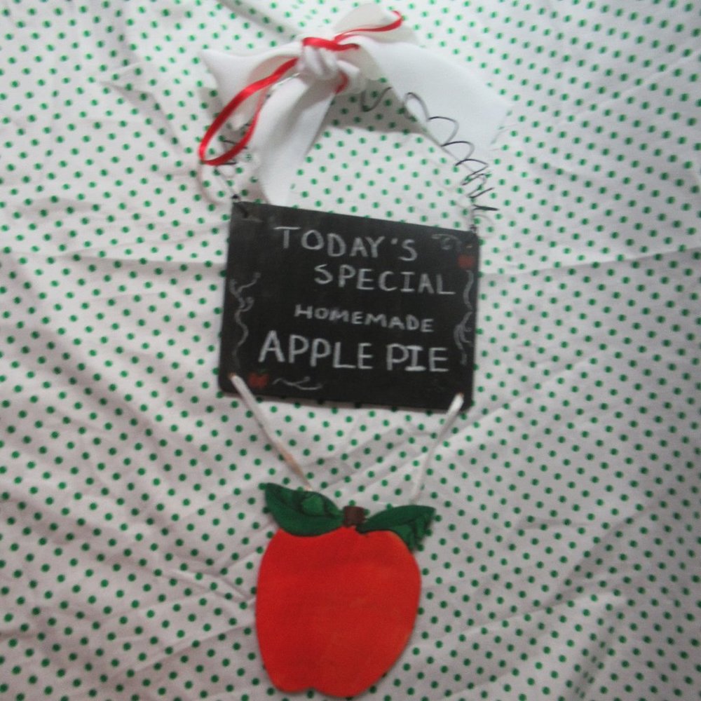 NWT  today's special... apple pie